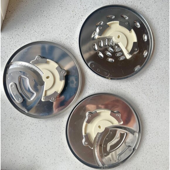 Cuisinart Disc Holder With 3 Stainless Steel Blades & Locking Base DLC 8 & 10 - Picture 6 of 12